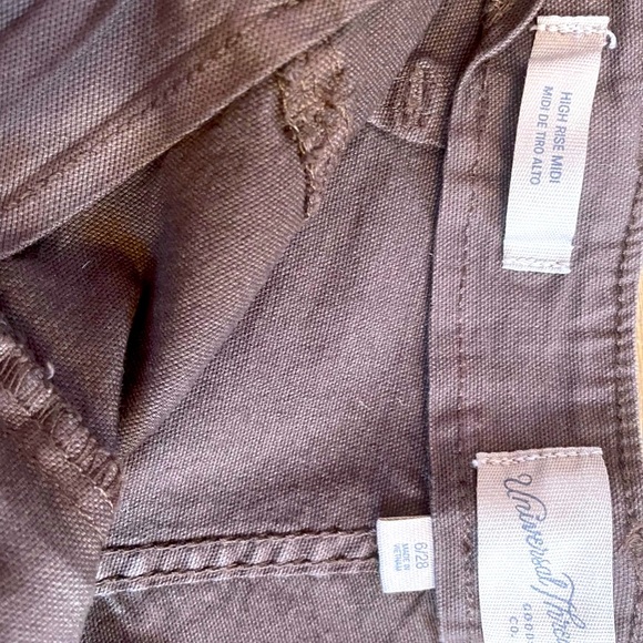 Universal Thread High Rise Midi Shorts - Picture 3 of 3